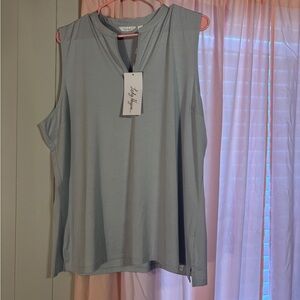 Lady Hagen Light Gray Golf Top Size XXL